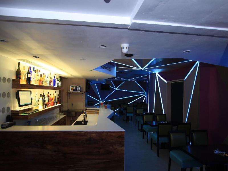 La Woods Hotel image