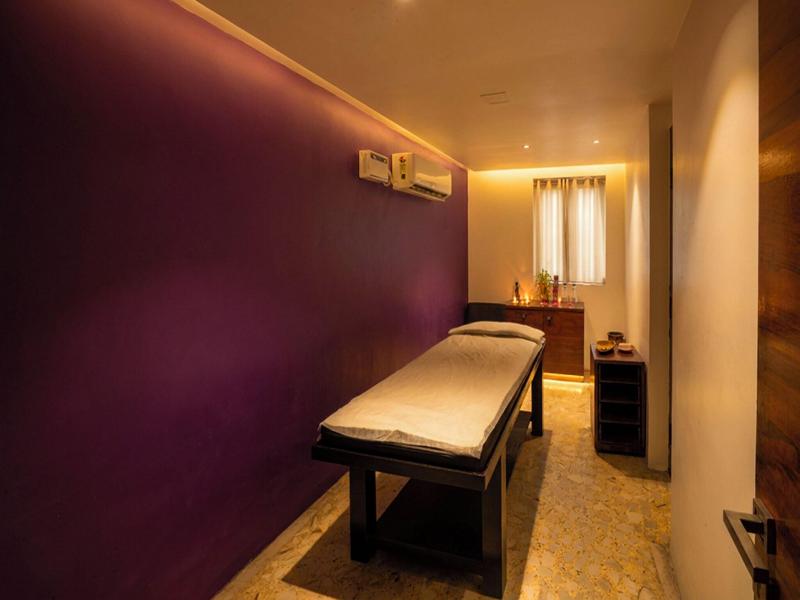 La Woods Hotel image
