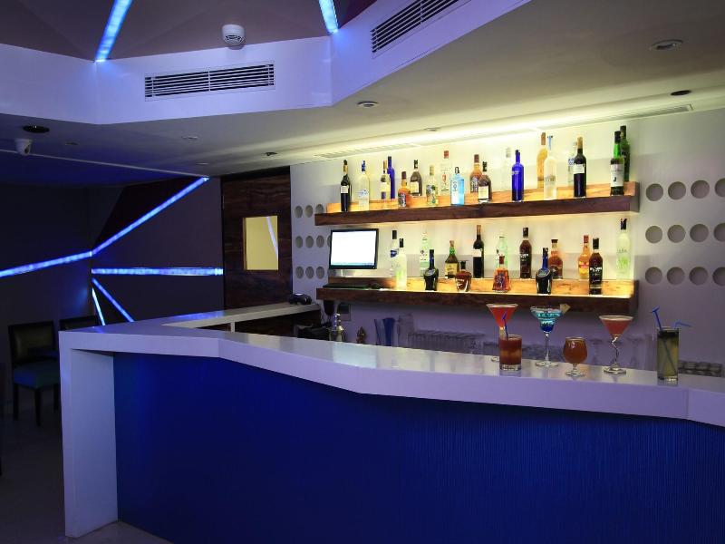 La Woods Hotel image