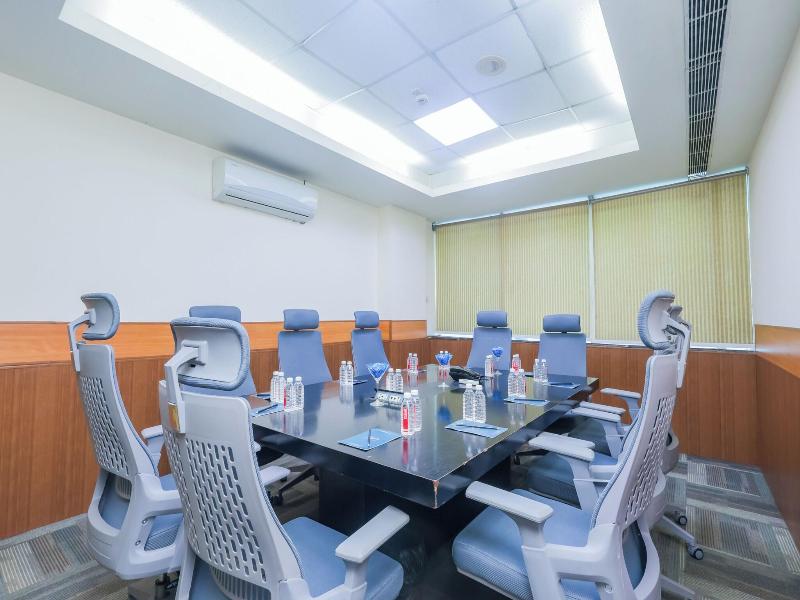 Hyphen Business Hotel image