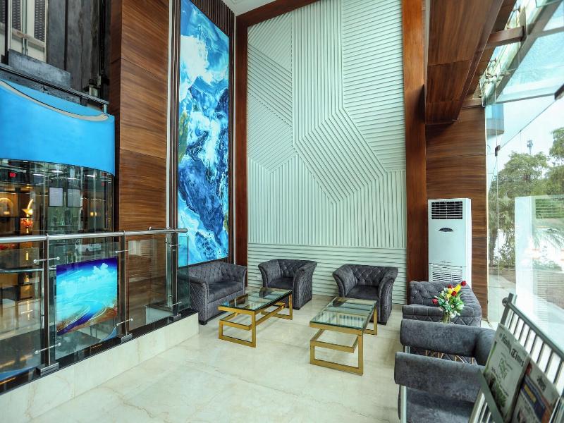 Hyphen Business Hotel image