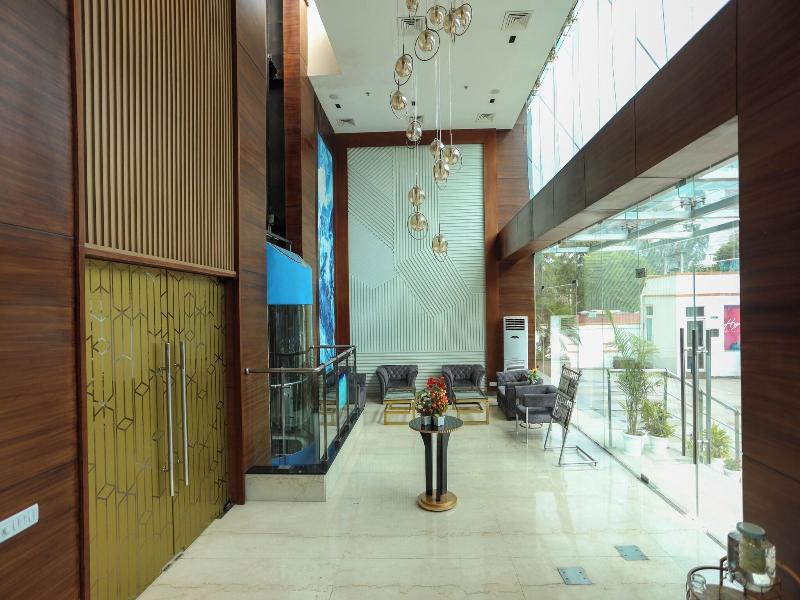 Hyphen Business Hotel image
