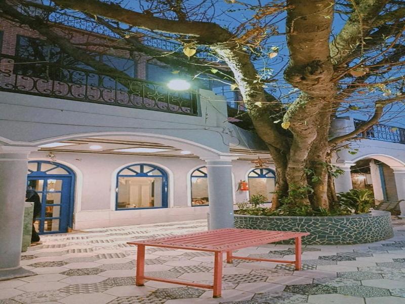 Maya Hotel & Restaurant image
