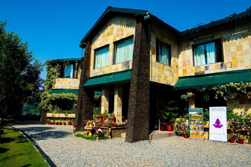 Shervani Hilltop Nainital image