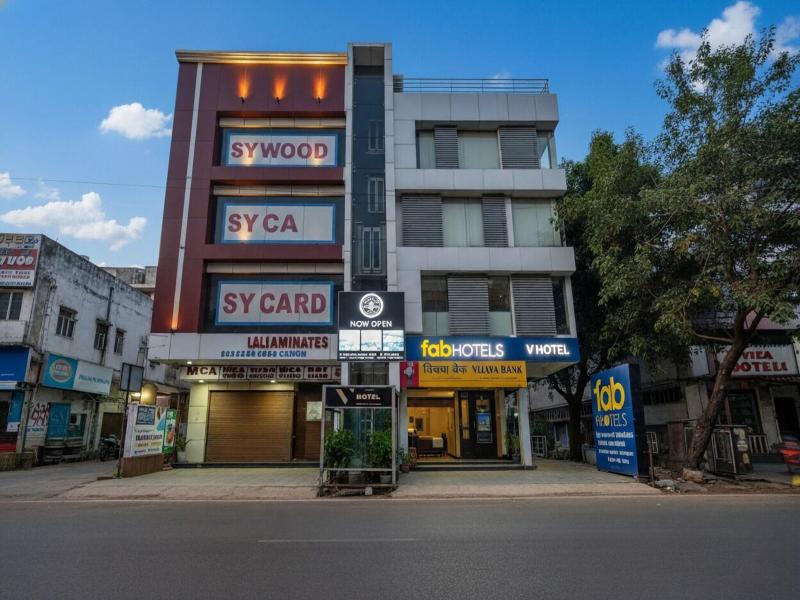 Fabhotel V Hotel Hazratganj image