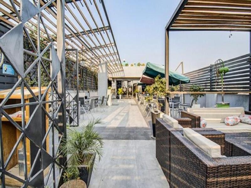 Fabhotel V Hotel Hazratganj image
