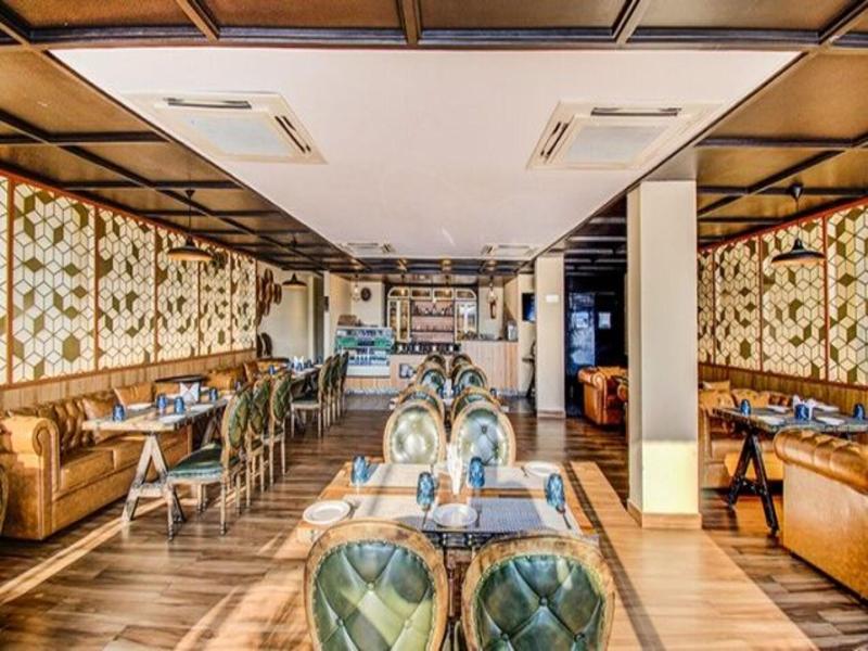 Fabhotel V Hotel Hazratganj image