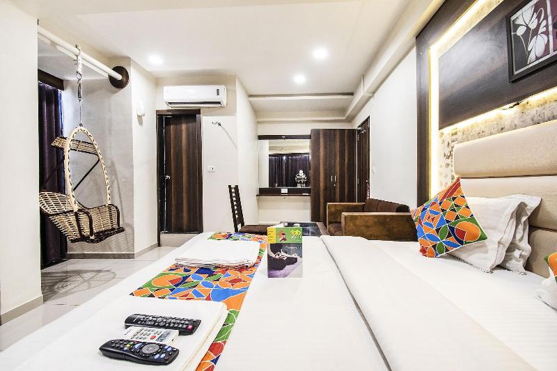 FabHotel Royal Residency Sama- Savli Rd image