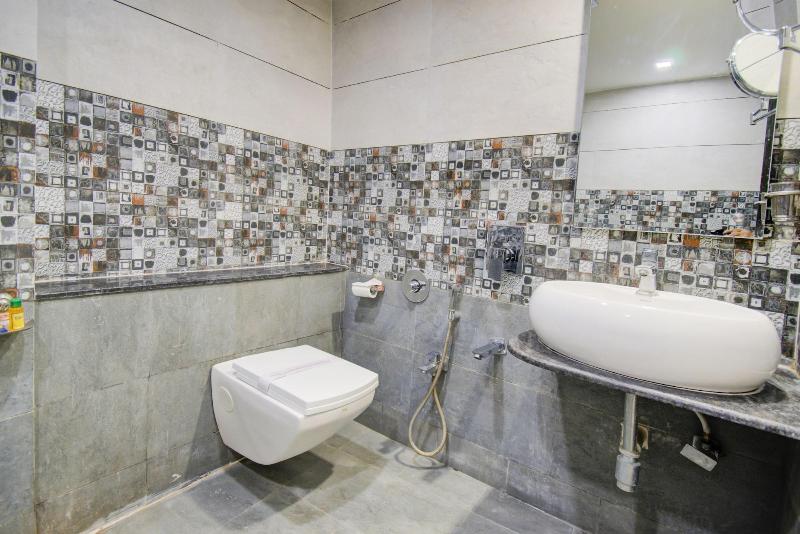 FabHotel Royal Residency Sama- Savli Rd image