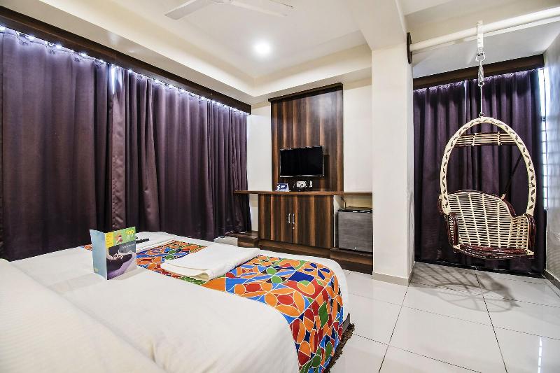 FabHotel Royal Residency Sama- Savli Rd image