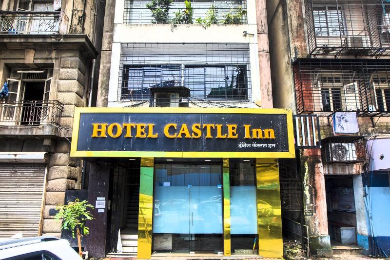 Fabhotel Castle Inn image