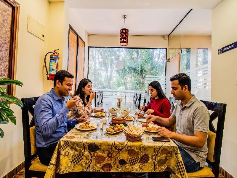 Fabhotel Corporate Crown Koramangala image