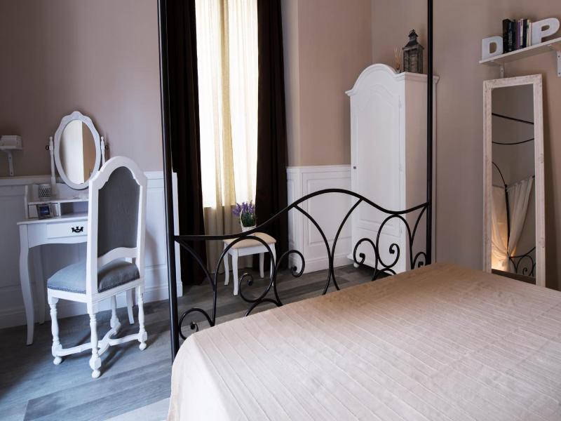 Dimora Partenopea image