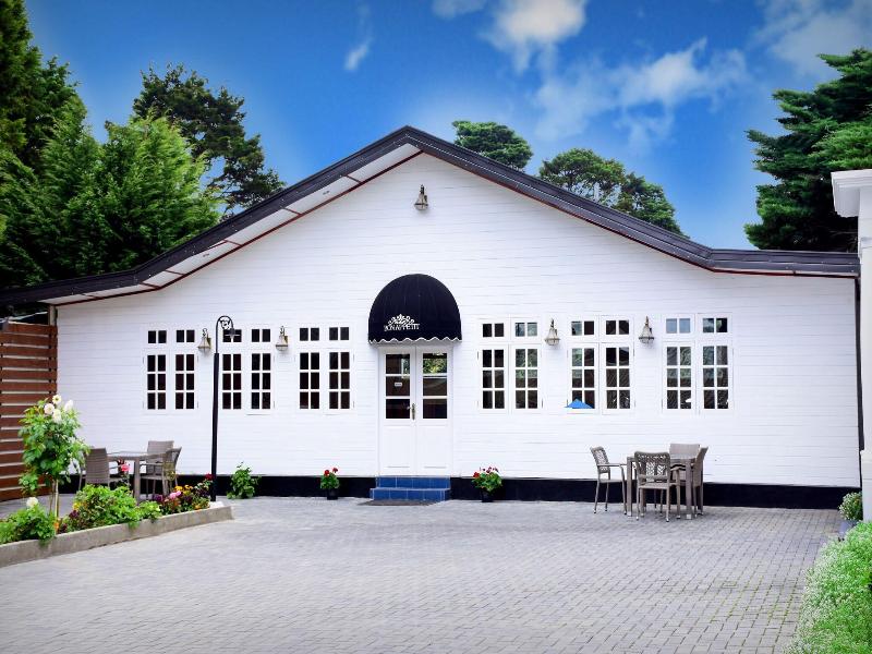 Mirage Kings Cottage image