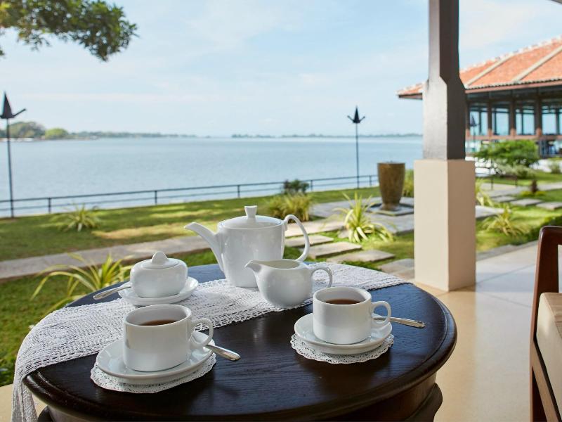 Ekho Lake House Polonnaruwa image