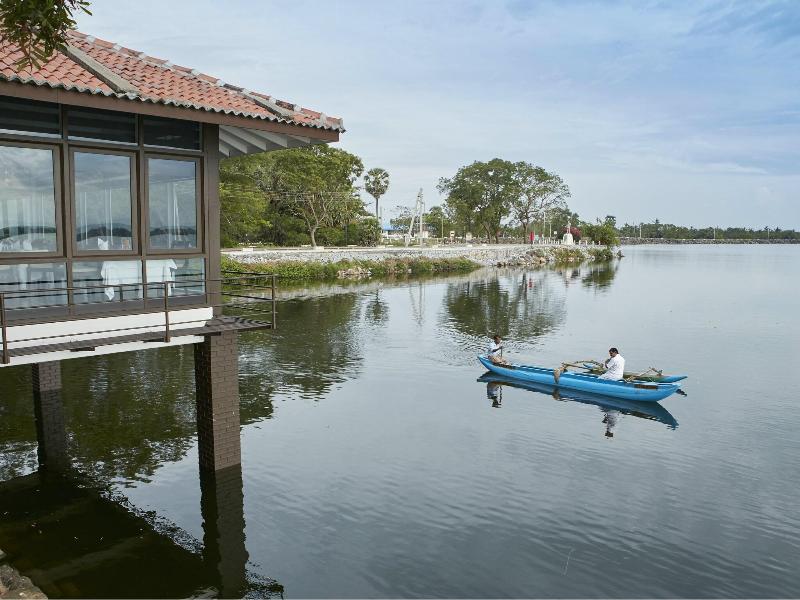 Ekho Lake House Polonnaruwa image