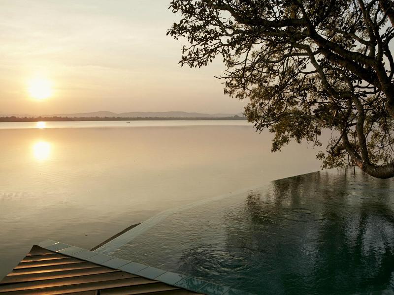 Ekho Lake House Polonnaruwa image