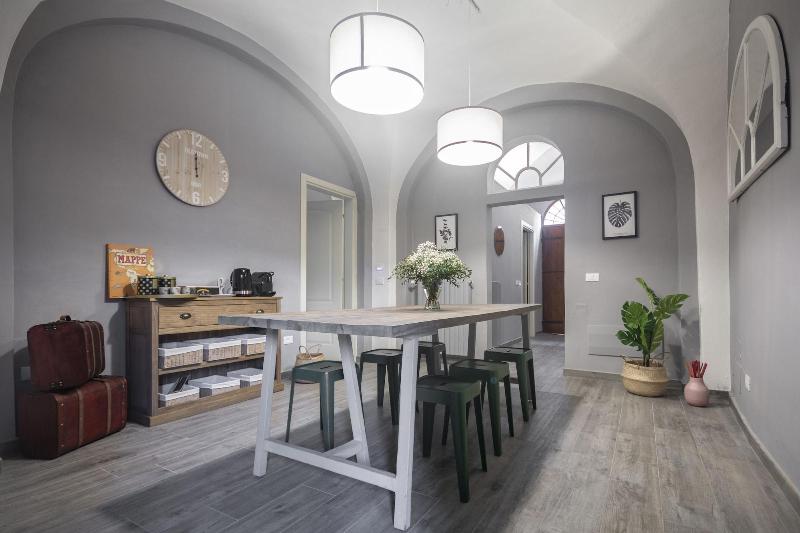 La Lu Cozy Rooms image