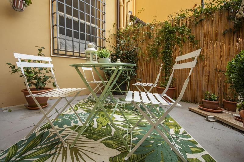 La Lu Cozy Rooms image