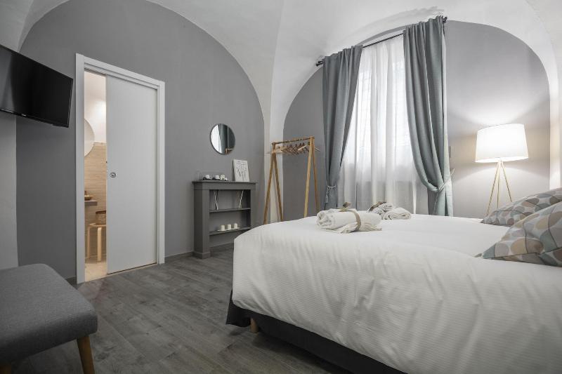 La Lu Cozy Rooms image