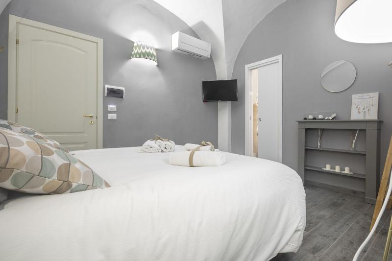 La Lu Cozy Rooms image
