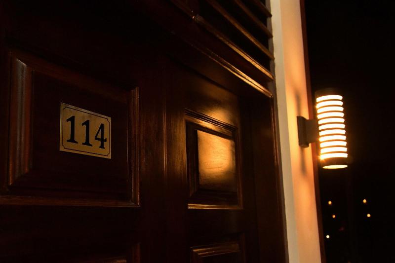Capital O 132 Blue Spring Hotel image