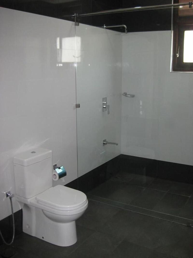 Capital O 132 Blue Spring Hotel image