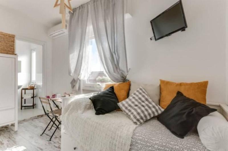 Letto E Latte image