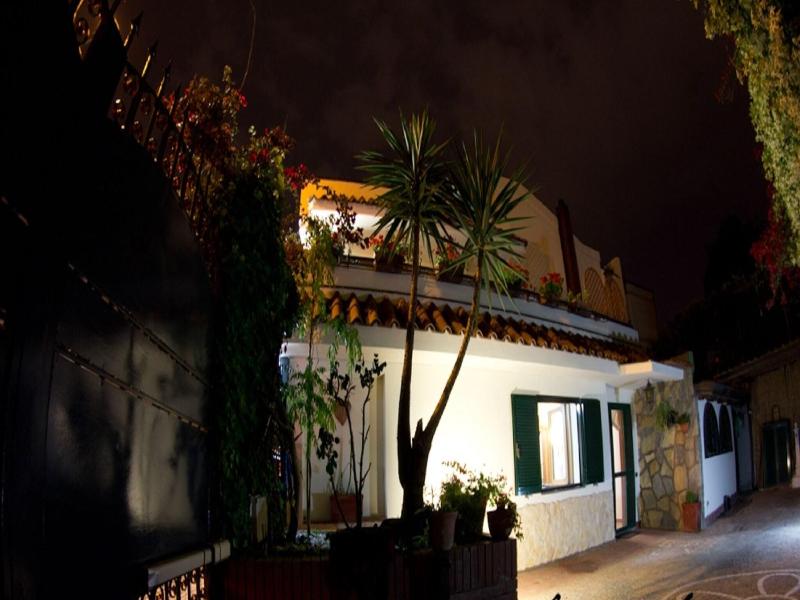 B&B Elena image