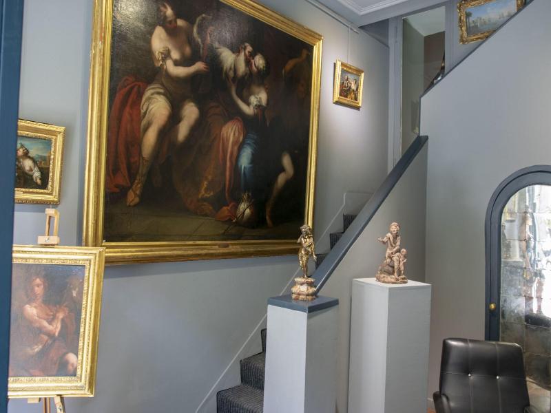 Leone Camere D'Autore image