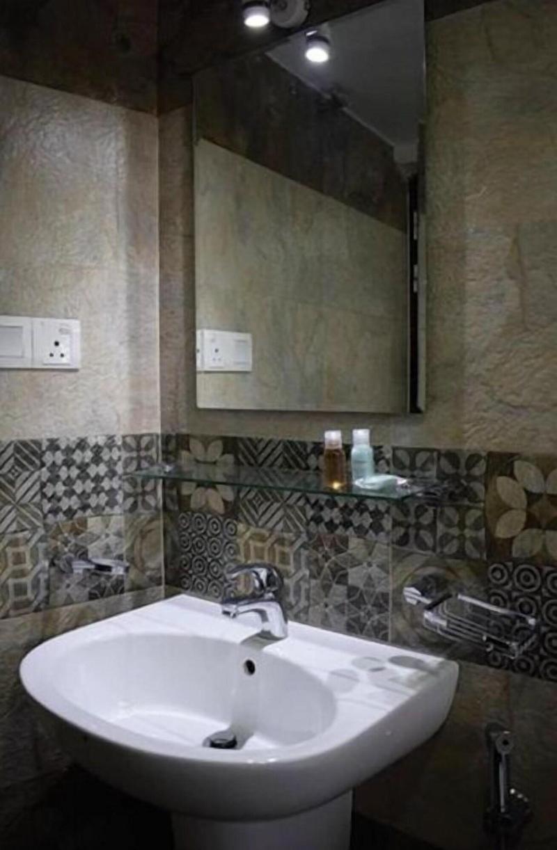 Blue Moon Guest House image