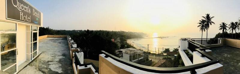 Queens Beach Hotel image