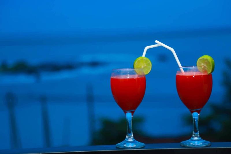 Queens Beach Hotel image