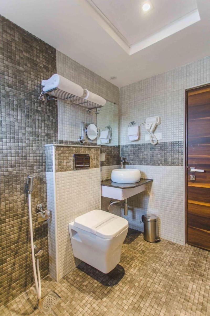 Hotel Thanga Orchid image