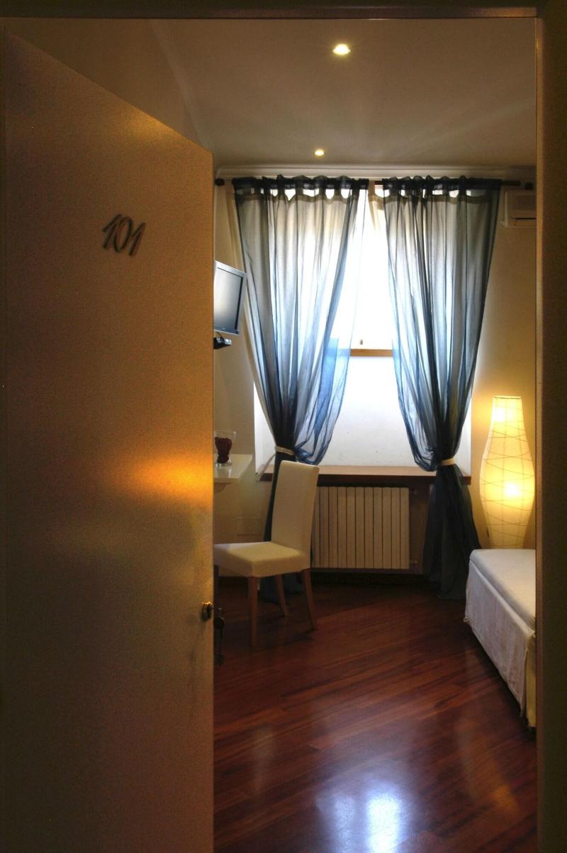 B&B Museum image
