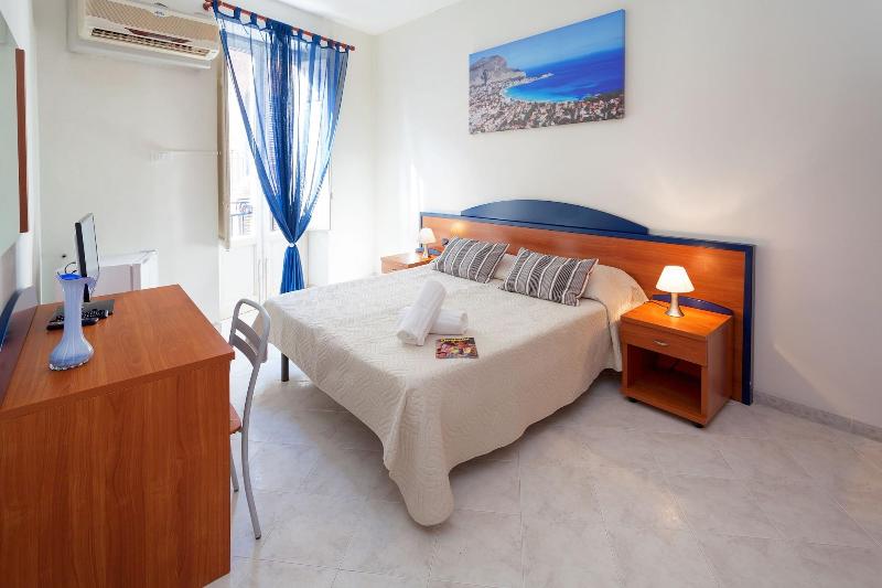 Al Piazza Marina B&B image