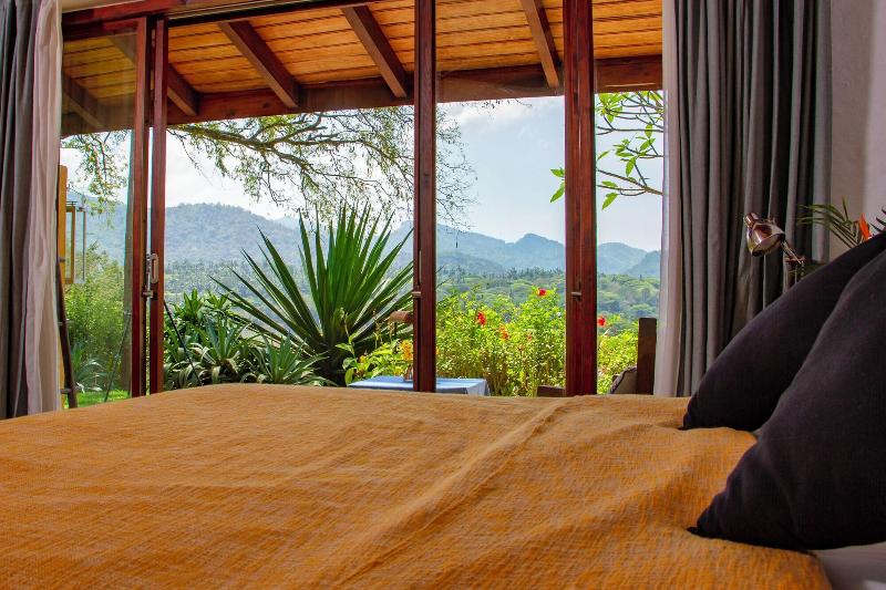 Bougainvillea Retreat image