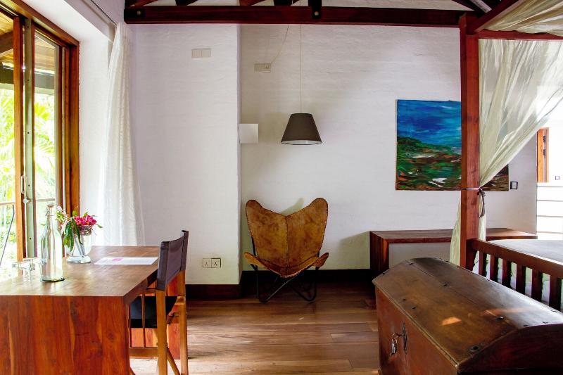 Bougainvillea Retreat image