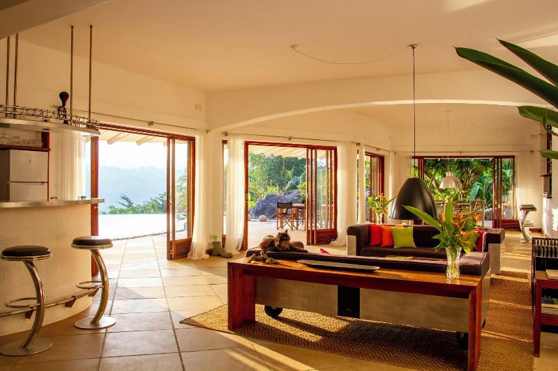 Bougainvillea Retreat image