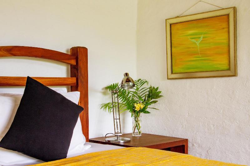 Bougainvillea Retreat image