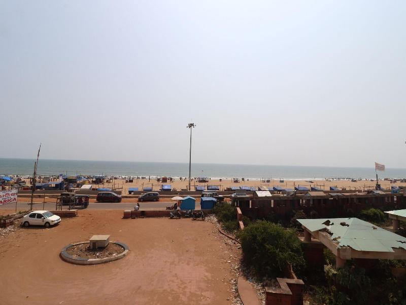 Larica Holiday Inn Puri image