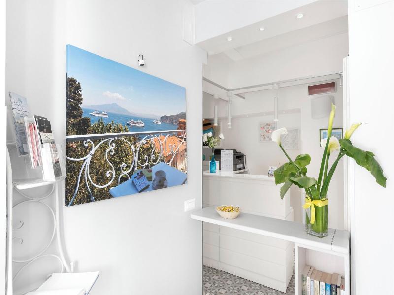 Al Centro Suites image