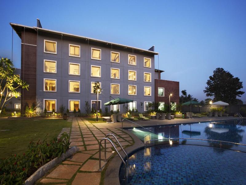 Purple Palms Resort & Spa image