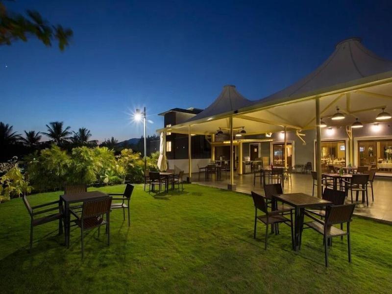Purple Palms Resort & Spa image