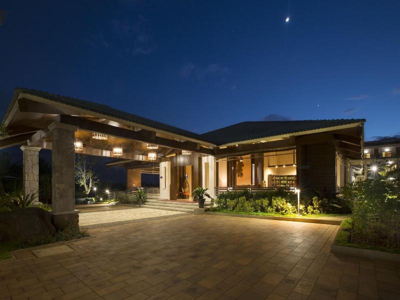 Purple Palms Resort & Spa image
