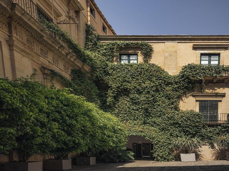 Seven Rooms Villadorata image