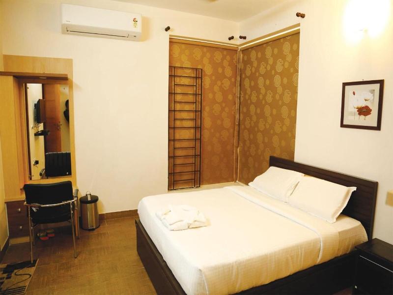 Kolam Serviced Apartments - Adyar image