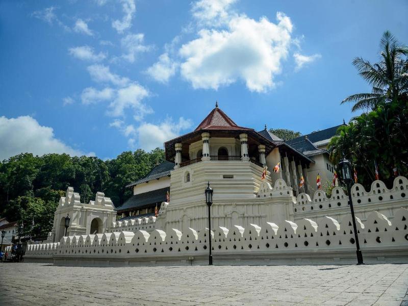 Majestic Tourist Hotel
