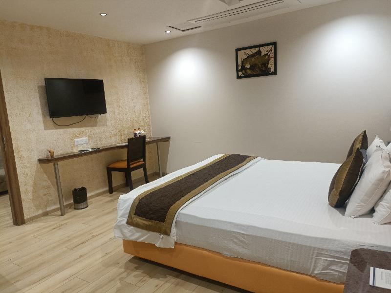 Kyriad Hotel Gulbarga by OTHPL image