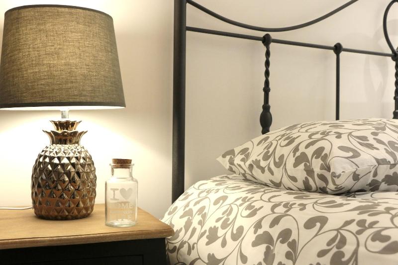 B&B Napoli La scalinata di Chiaia image